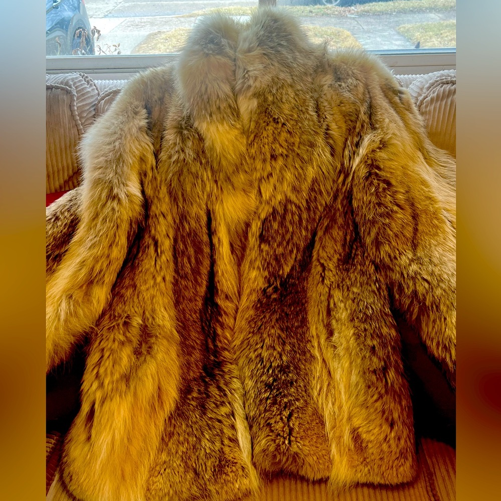 Vintage Wrubel & Kozin Coyote Fur Coat, Real Fur, Short Length, Size M/6/8/10